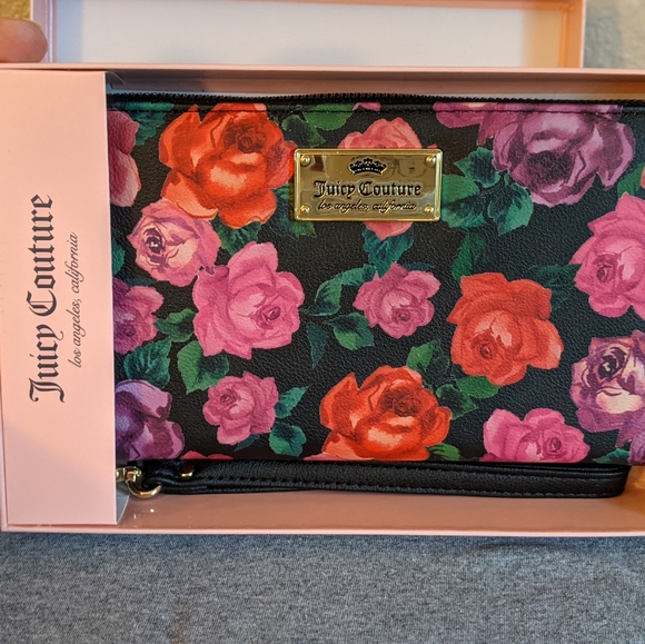 Juicy Couture Slide Around Wallet - Picture 5 of 6